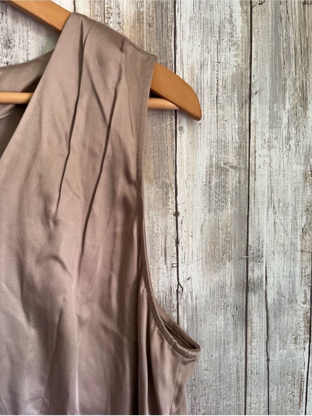 Soft Surroundings Hideaway Taupe Modal Sleeveless Tank Top NWT Large - Picture 3 of 5